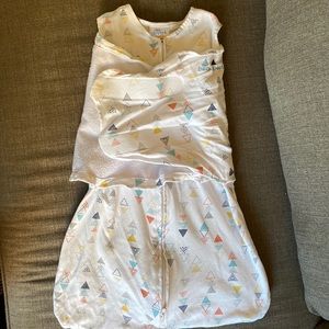 Halo sleepsack swaddle (size small)